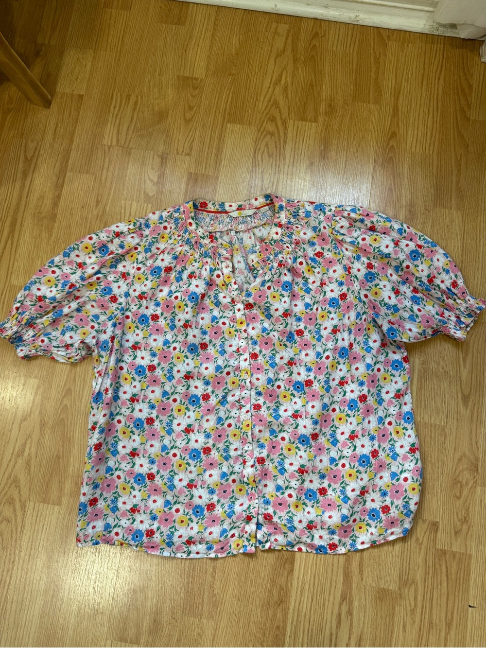 Boden Floral 100% Linen Smocked Puff Sleeve Blouse US 20/22 - Picture 3 of 11